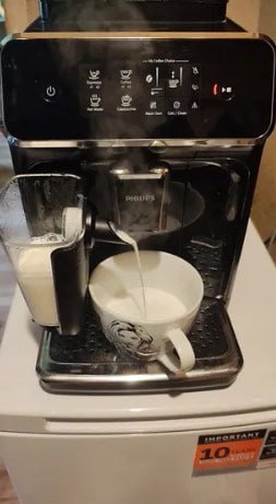 Zdjęcie oferty: Expres Philips Latte Go - mielona i ziarnista JAK NOWY